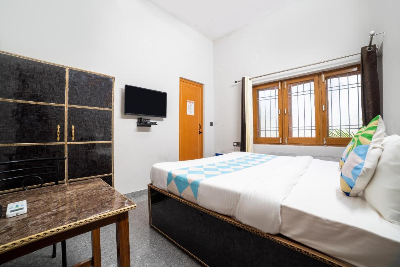 Hotel O Home Gautam Homestay Dehradun Extérieur photo
