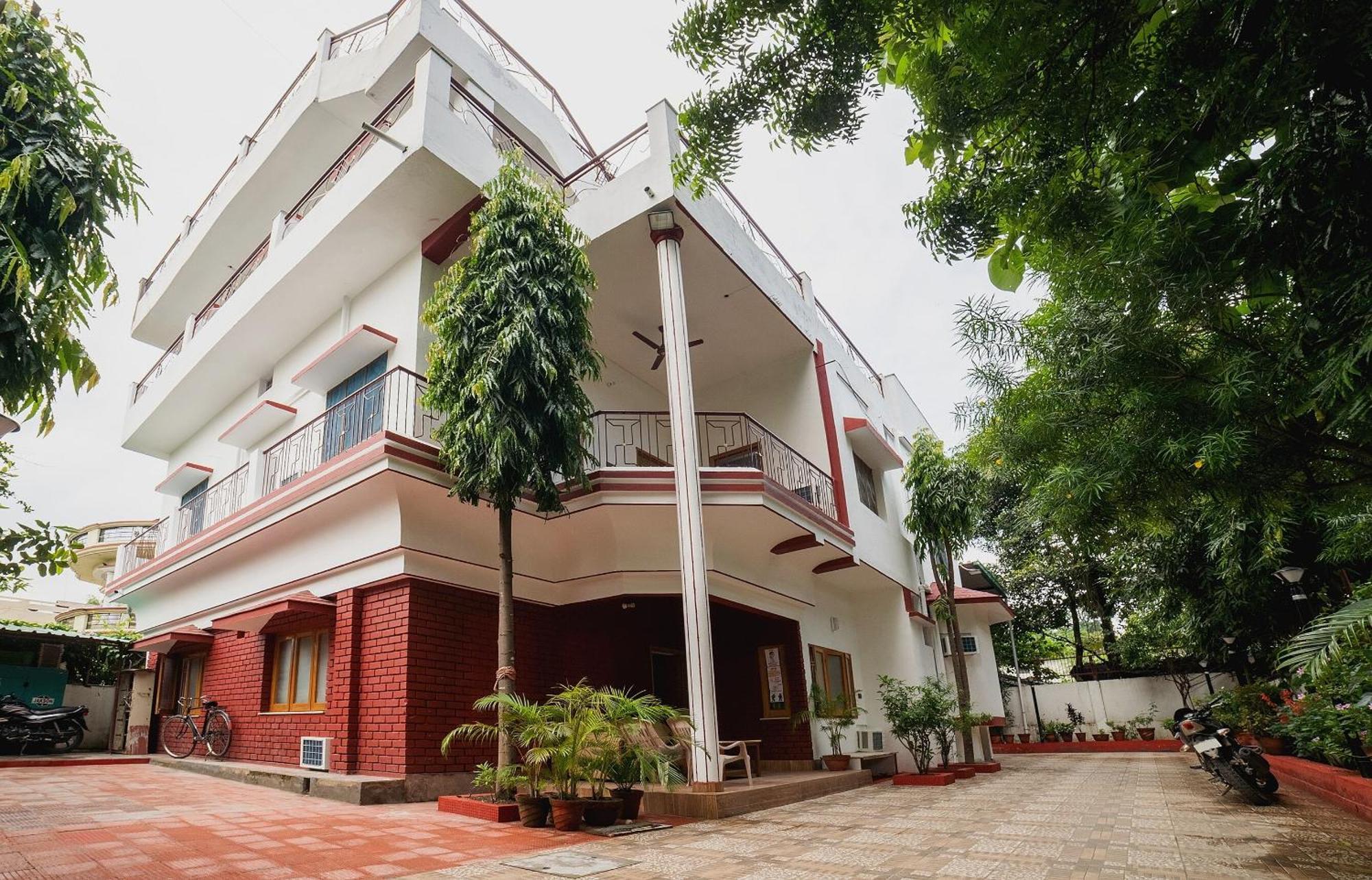 Hotel O Home Gautam Homestay Dehradun Extérieur photo
