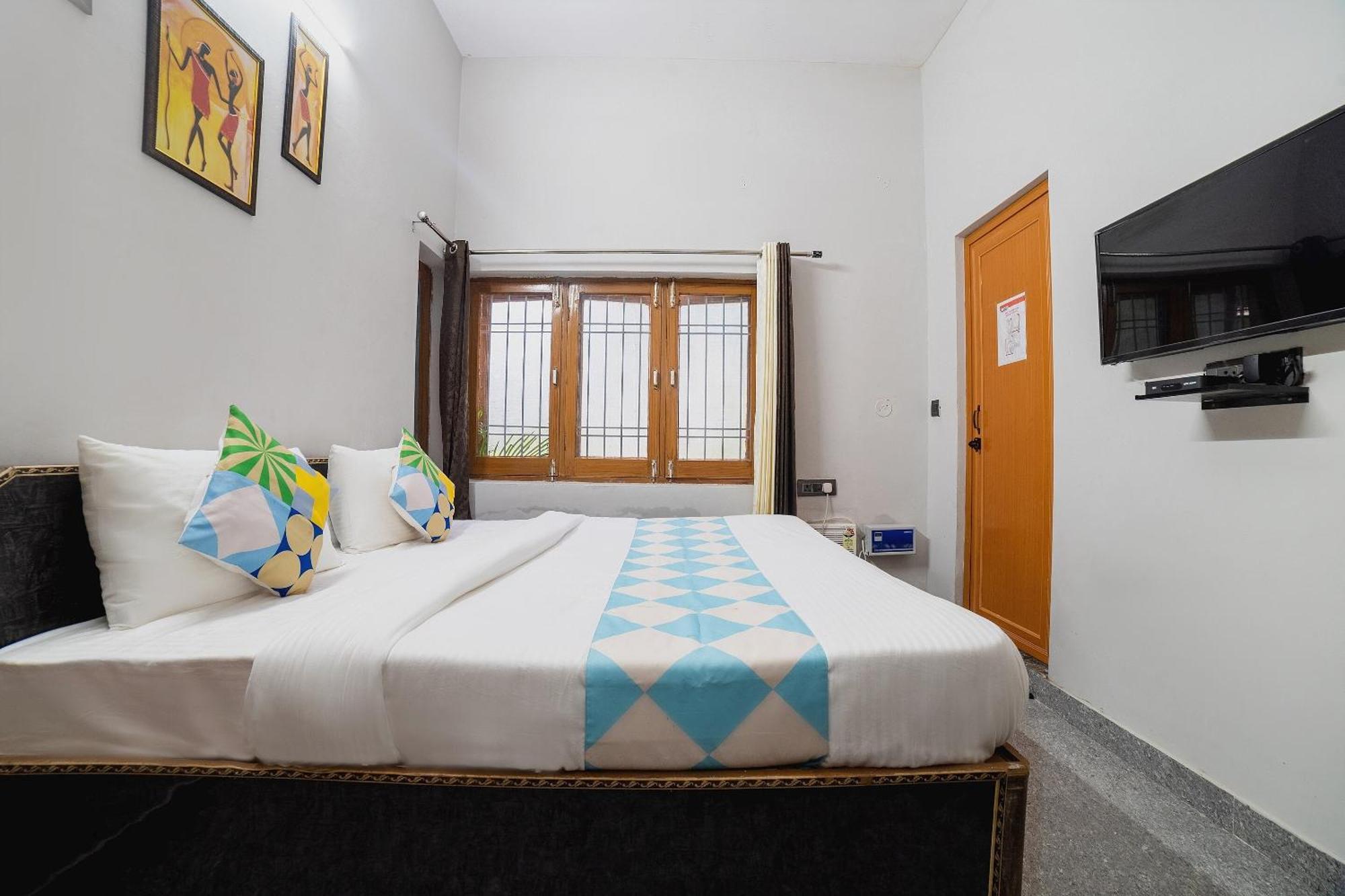 Hotel O Home Gautam Homestay Dehradun Extérieur photo